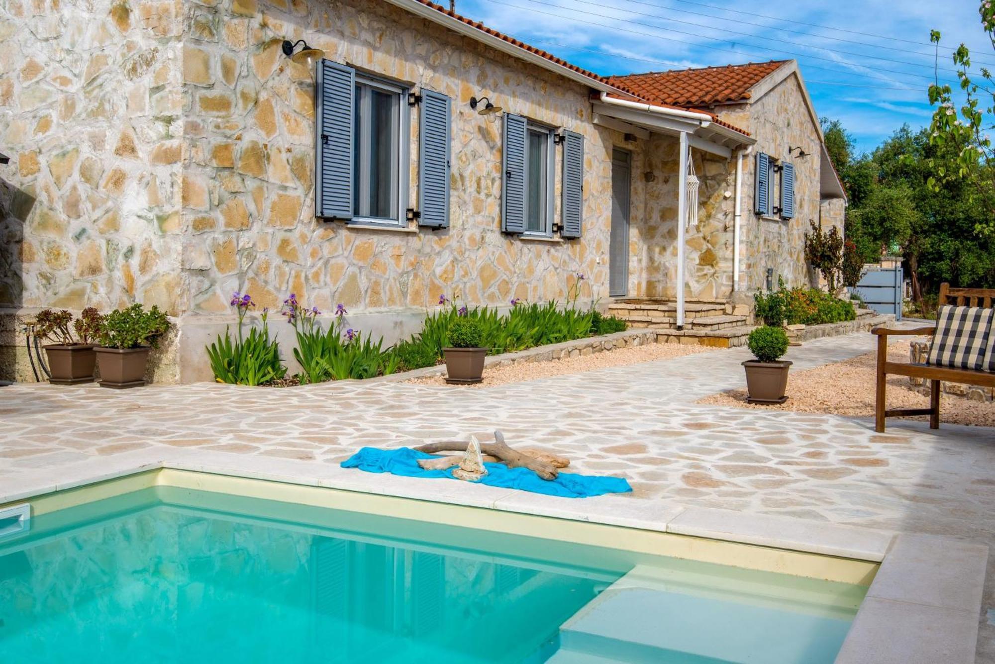 Villa Labovitsa Vlachopoulátika Exterior foto